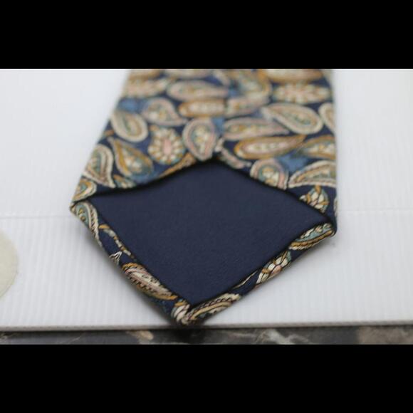 hand made Tie cravate fait à la main cells logo - Picture 4 of 7